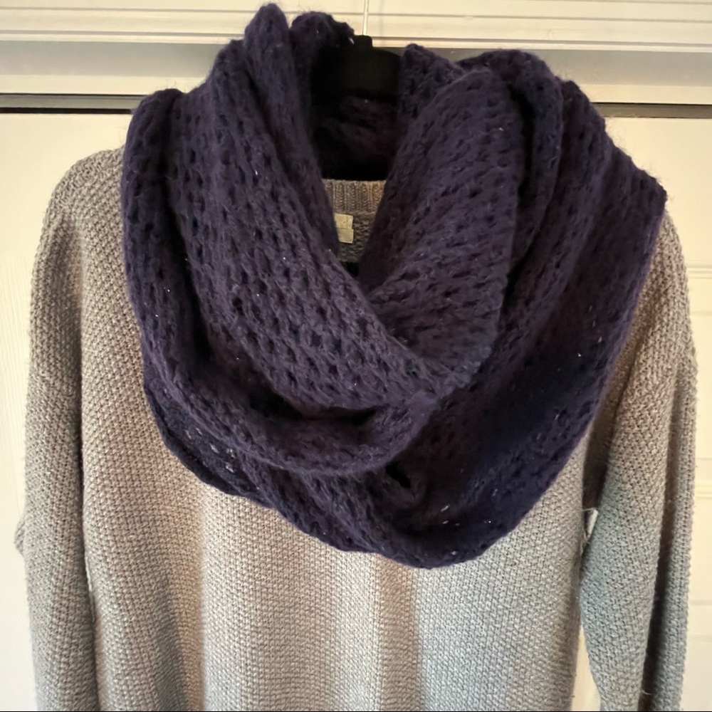 Madewell Deep Purple Circle Scarf